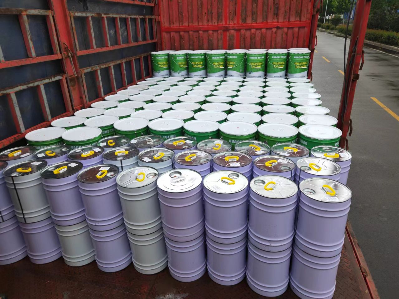 丙烯酸聚氨酯漆生產